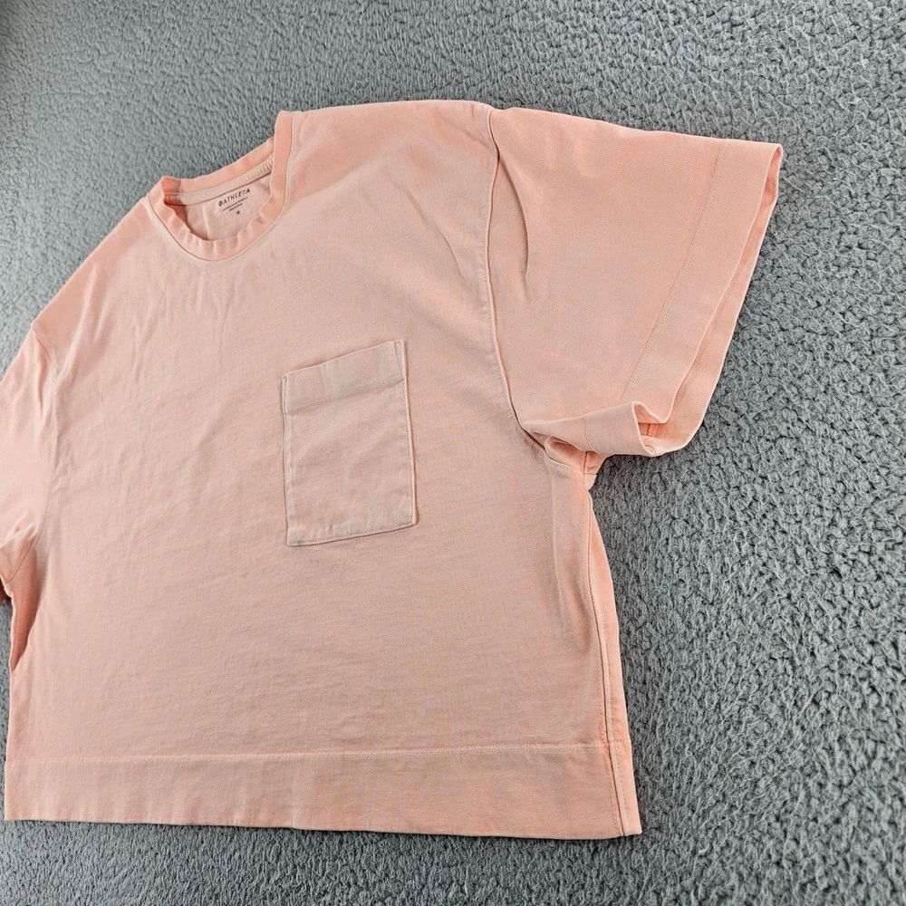 Athleta Classic Cotton Crop Tee Womens‎ Medium Pink Peach Boxy Pocket TShirt